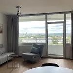 Rheinblick - Direkt Bei Duesseldorf Mit Toller Aussicht Neuss