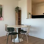 Rheinblick - Direkt Bei Duesseldorf Mit Toller Aussicht Neuss