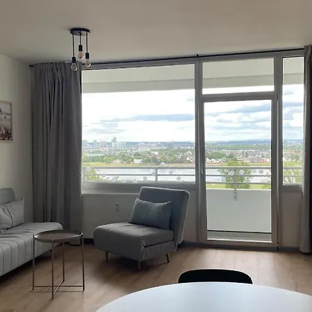 Rheinblick - Direkt Bei Duesseldorf Mit Toller Aussicht Neuss