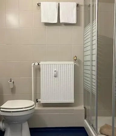 Rheinblick - Direkt Bei Duesseldorf Mit Toller Aussicht Διαμέρισμα *